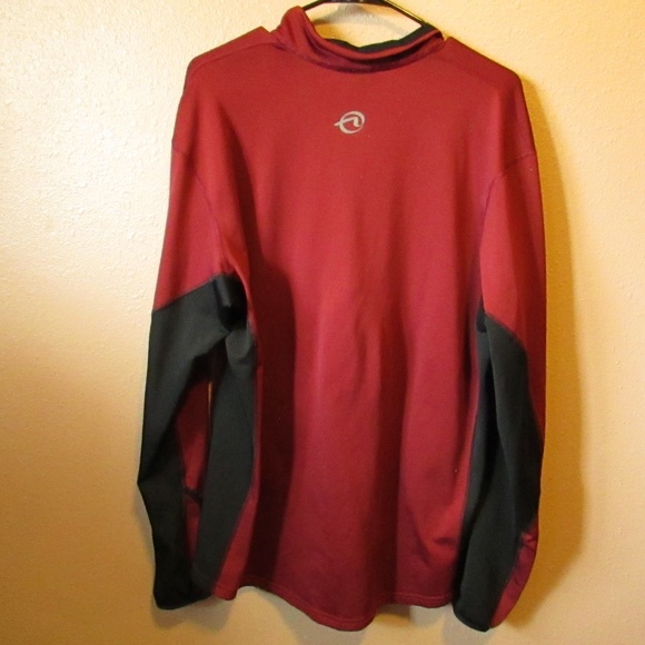 Men's Red and Black Lightweight Jacket - Picture 3 of 3